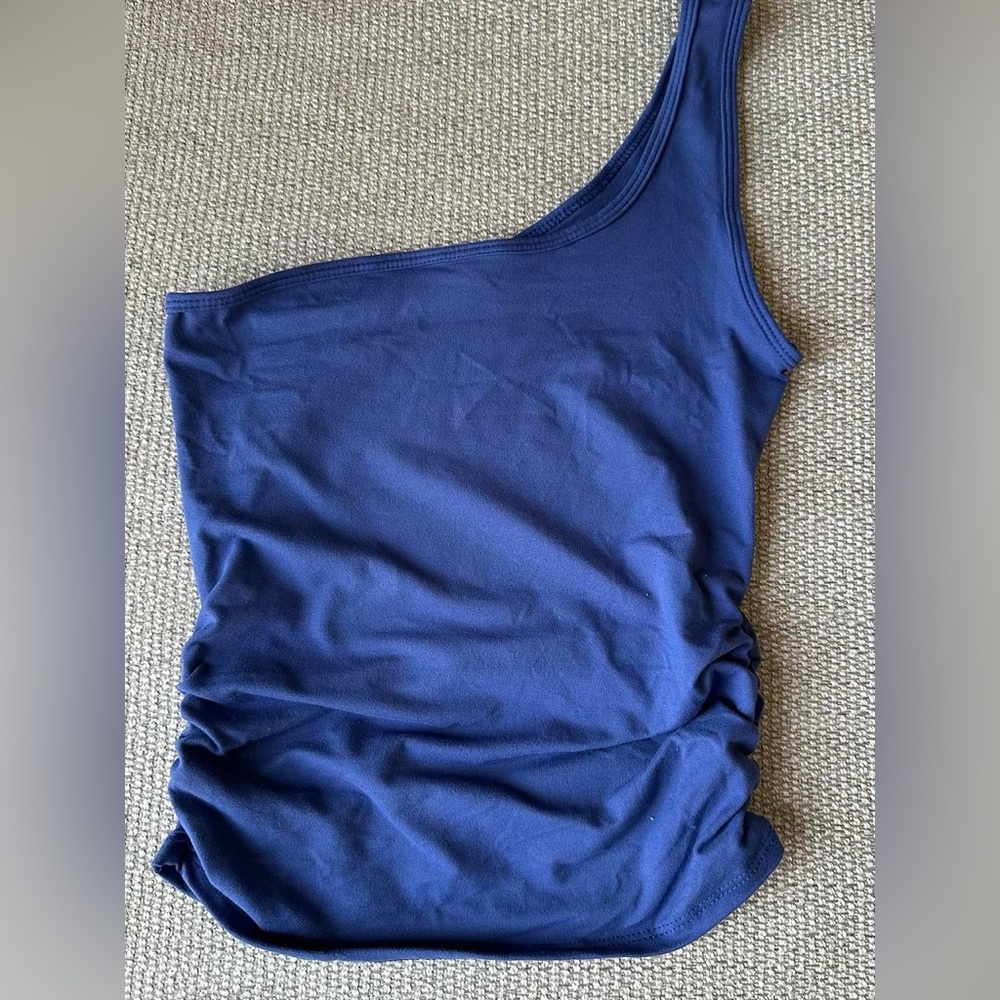 Gaze One-Shoulder Ruched Tank Top